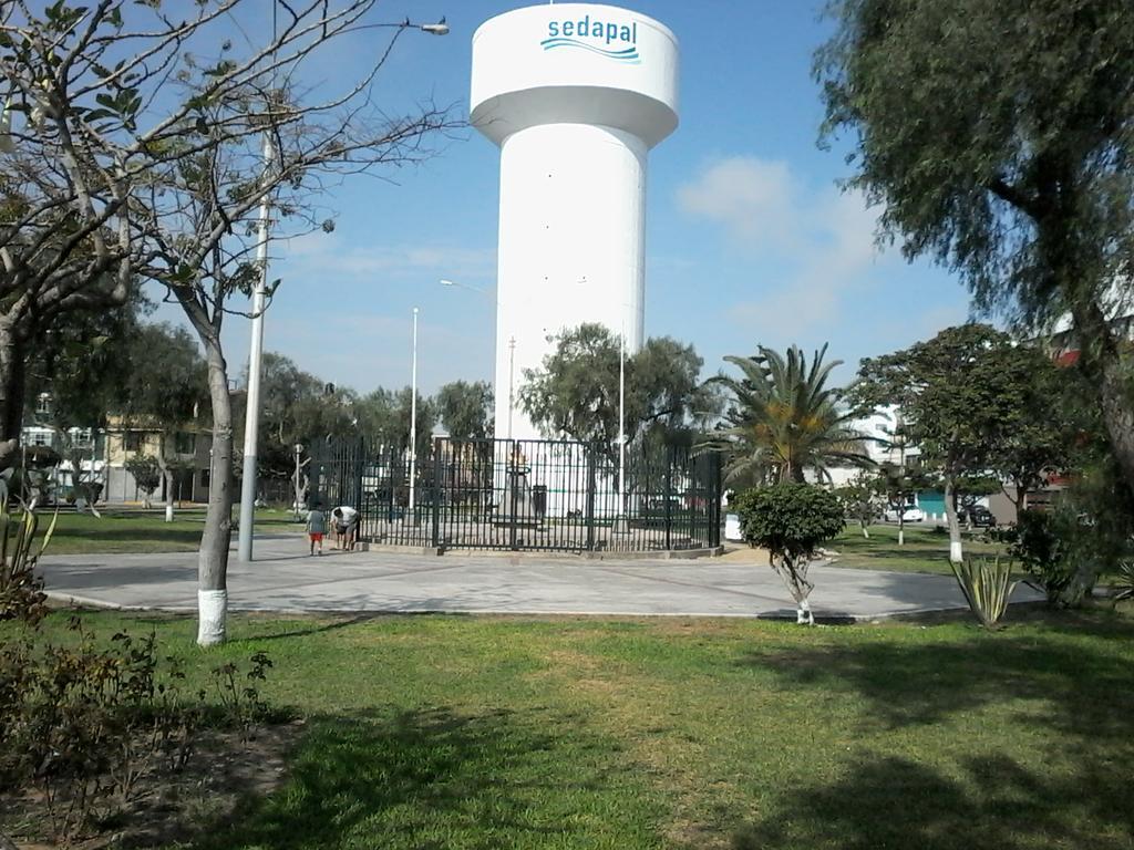Royal Sweet Dreams Airport B&B Lima
