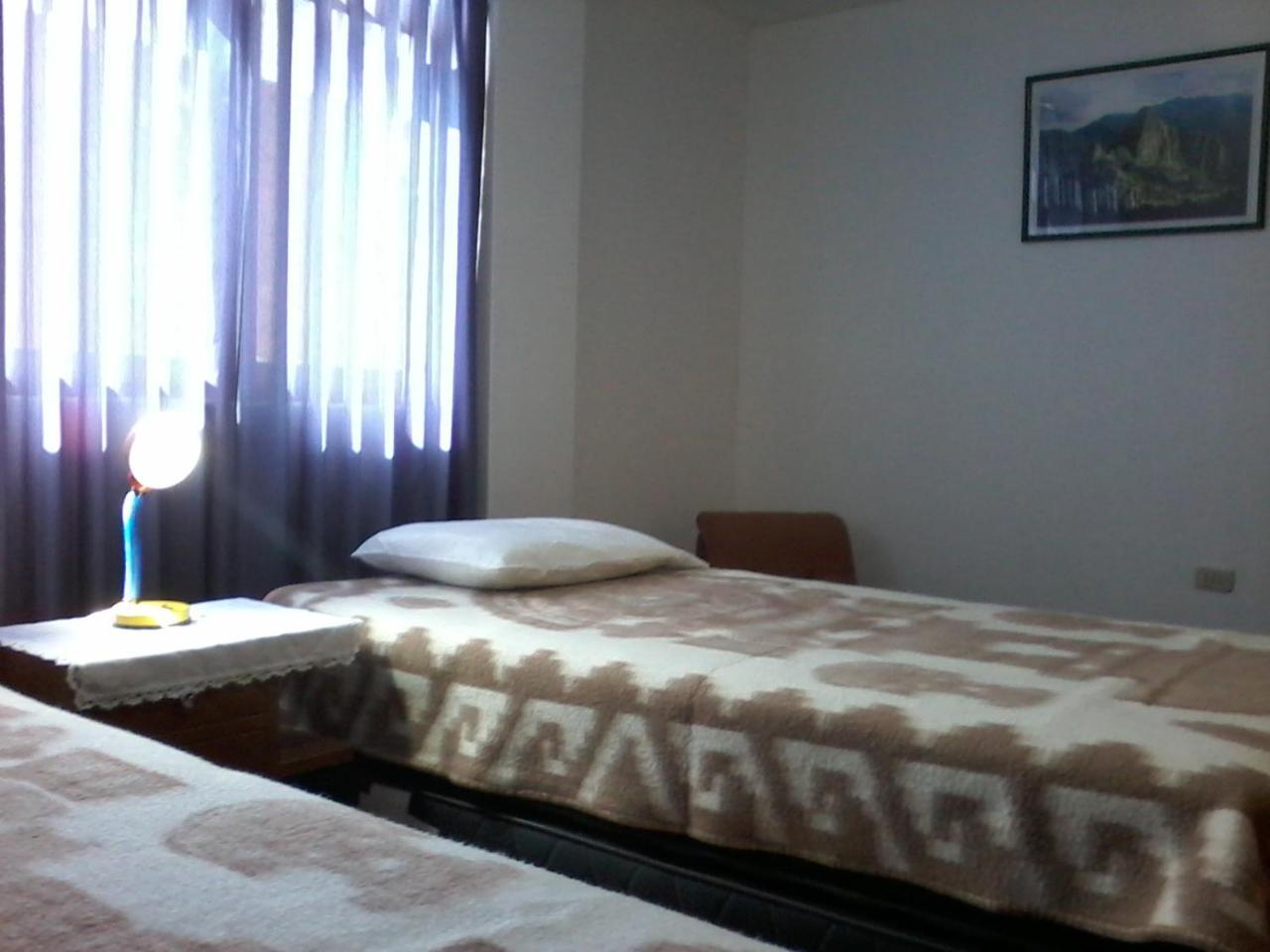 Royal Sweet Dreams Airport B&B * Lima