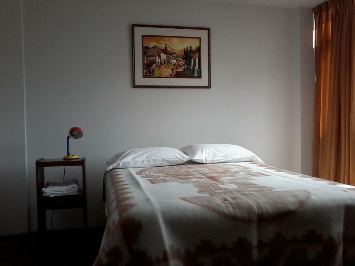 Royal Sweet Dreams Airport B&B Lima